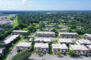 3354 RAMBLEWOOD COURT, SARASOTA, FL 34237 Sold 02/12/25