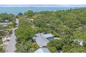 883 VIRGINIA DRIVE, SARASOTA, FL 34234 Sold 12/04/24