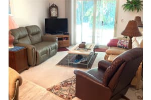 390 301 BOULEVARD, BRADENTON, FL 34205 Sold 10/29/24