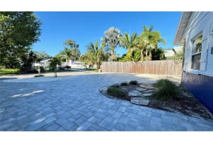 2431 LOMA LINDA STREET, SARASOTA, FL 34239 - MLS#MFRA4624205