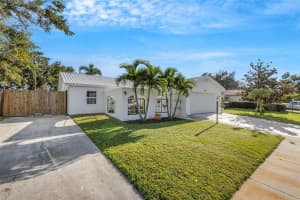6774 BRENTFORD ROAD, SARASOTA, FL 34241 Sold 12/19/24
