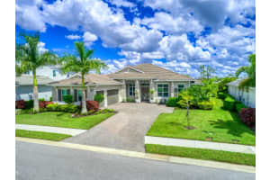 17745 LUCAYA DRIVE, LAKEWOOD RANCH, FL 34202 Sold 06/30/25