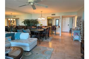 2045 GULF OF MEXICO DRIVE, LONGBOAT KEY, FL 34228 Sold 11/15/24