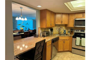 2045 GULF OF MEXICO DRIVE, LONGBOAT KEY, FL 34228 Sold 11/15/24