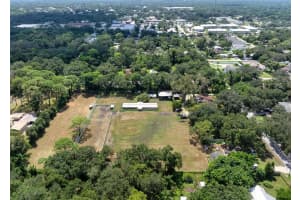 704 HOULE AVENUE, SARASOTA, FL 34232 Sold 12/23/24