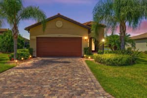 17519 HAMPTON FALLS TERRACE, BRADENTON, FL 34202 Sold 03/03/25
