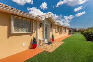 5525 AVELLINO PLACE, SARASOTA, FL 34238 Sold 11/15/24