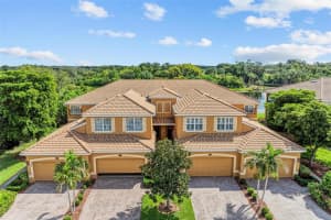 323 WINDING BROOK LANE, BRADENTON, FL 34212 Sold 08/05/25