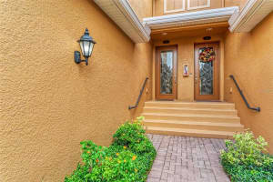 323 WINDING BROOK LANE, BRADENTON, FL 34212 Sold 08/05/25