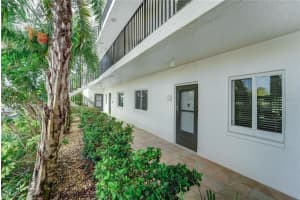 8911 MIDNIGHT PASS ROAD, SARASOTA, FL 34242 Sold 06/20/25