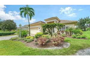 7053 LENNOX PLACE, UNIVERSITY PK, FL 34201 Sold 12/02/24