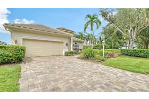7053 LENNOX PLACE, UNIVERSITY PK, FL 34201 Sold 12/02/24