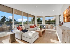 3060 GRAND BAY BOULEVARD, LONGBOAT KEY, FL 34228 Sold 01/16/25