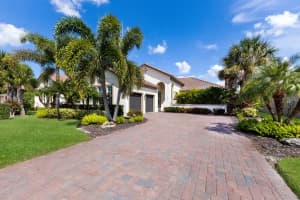 4760 ROYAL DORNOCH CIRCLE, BRADENTON, FL 34211 Sold 01/15/25