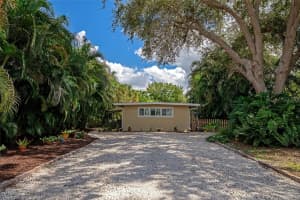 2923 MARSHALL DRIVE, SARASOTA, FL 34239 Sold 02/20/25