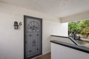 1542 OAK STREET, SARASOTA, FL 34236 - MLS#MFRA4624938