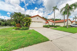 5042 CLUBVIEW COURT, BRADENTON, FL 34203 Sold 05/09/25