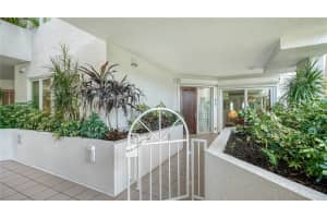 380 GULF OF MEXICO DRIVE, LONGBOAT KEY, FL 34228 Sold 04/24/25