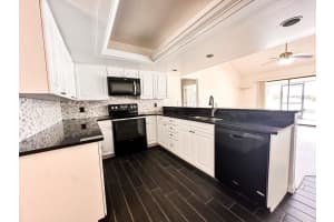 5331 87TH STREET, BRADENTON, FL 34210 Sold 04/03/25