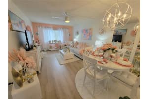 1520 GLEN OAKS DRIVE, SARASOTA, FL 34232 Sold 04/14/25
