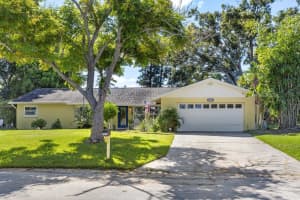2522 FRUIT TREE DRIVE, SARASOTA, FL 34239 Sold 07/28/25