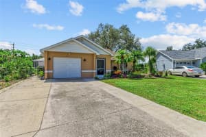 5774 DEER HOLLOW LANE, SARASOTA, FL 34232 Sold 12/23/24