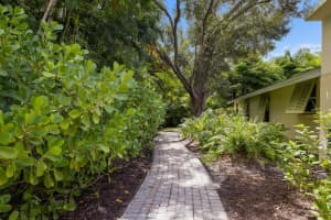 1922 FIELD ROAD, SARASOTA, FL 34231 Sold 07/24/25
