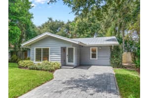 1773 HARMONY LANE, SARASOTA, FL 34239 Sold 04/28/25