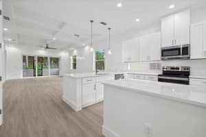556 FALLBROOK DRIVE, VENICE, FL 34292 Sold 01/21/25