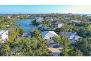 3920 ROBERTS POINT ROAD, SARASOTA, FL 34242 Sold 05/20/25
