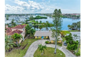 1506 RIDGEWOOD LANE, SARASOTA, FL 34231 Sold 12/23/24