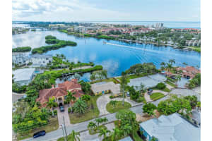 1506 RIDGEWOOD LANE, SARASOTA, FL 34231 Sold 12/23/24