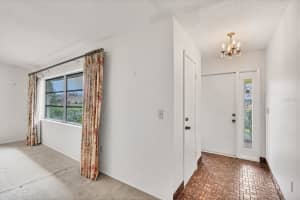 4728 PALM AIRE CIRCLE, SARASOTA, FL 34243 Sold 12/20/24