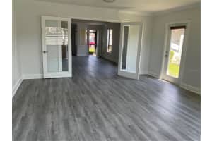 7861 PINE TRACE DRIVE, SARASOTA, FL 34243 - MLS#MFRA4625460