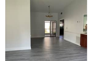 7861 PINE TRACE DRIVE, SARASOTA, FL 34243 - MLS#MFRA4625460