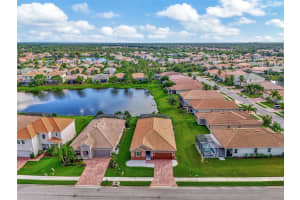 2023 MESIC HAMMOCK WAY, VENICE, FL 34292 Sold 05/30/25