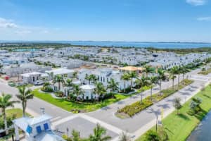 5911 REDBAY BOULEVARD, BRADENTON, FL 34210 Sold 01/31/25