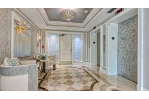 393 N POINT ROAD, OSPREY, FL 34229 Sold 01/30/25