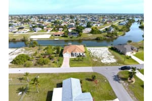 325 5TH TERRACE, CAPE CORAL, FL 33909 Sold 05/06/25