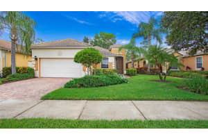 15401 CORTONA WAY, NAPLES, FL 34120 Sold 11/18/24