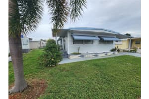 5317 CHATEAU LANE, BRADENTON, FL 34207 - MLS#MFRA4625570