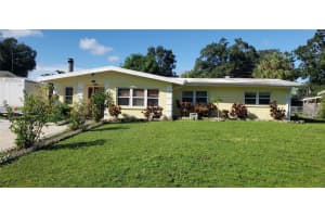 2005 CHRYSLER AVENUE, SARASOTA, FL 34234 Sold 01/31/25