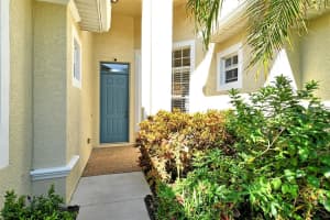 5061 FABERGE PLACE, SARASOTA, FL 34233 Sold 11/20/24