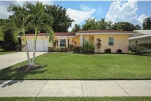 2943 Tuckerstown Dr, SARASOTA