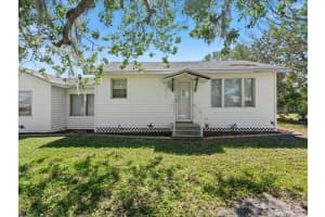 2528 33RD AVENUE DRIVE, BRADENTON, FL 34208 Sold 01/24/25