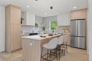 7000 19TH WAY, ST PETERSBURG, FL 33702 Sold 12/20/24