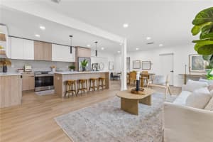 5250 24TH TERRACE, ST PETERSBURG, FL 33710 Sold 02/26/25