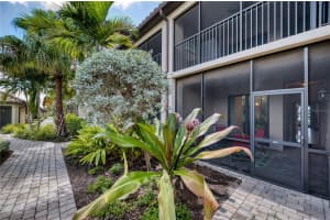 5517 PALMER CIRCLE, BRADENTON, FL 34211 Sold 01/28/25