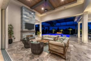 8458 PAVIA WAY, LAKEWOOD RANCH, FL 34202 Sold 01/08/25