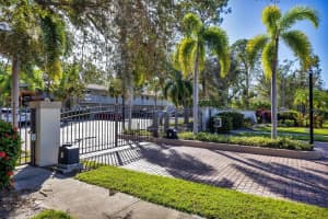 972 LA COSTA CIRCLE, SARASOTA, FL 34237 Sold 05/14/25